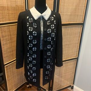 Laundry Shelli Segal Blazer Size 4 long jacket Laser Cut White Ponte Details